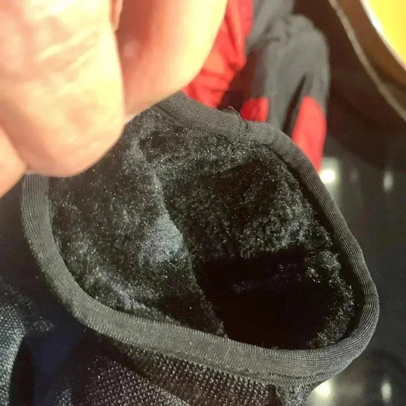 Kodiak Kids 6-6x heavy duty mittens  with removable liner - 2 pairs - Picture 4 of 6